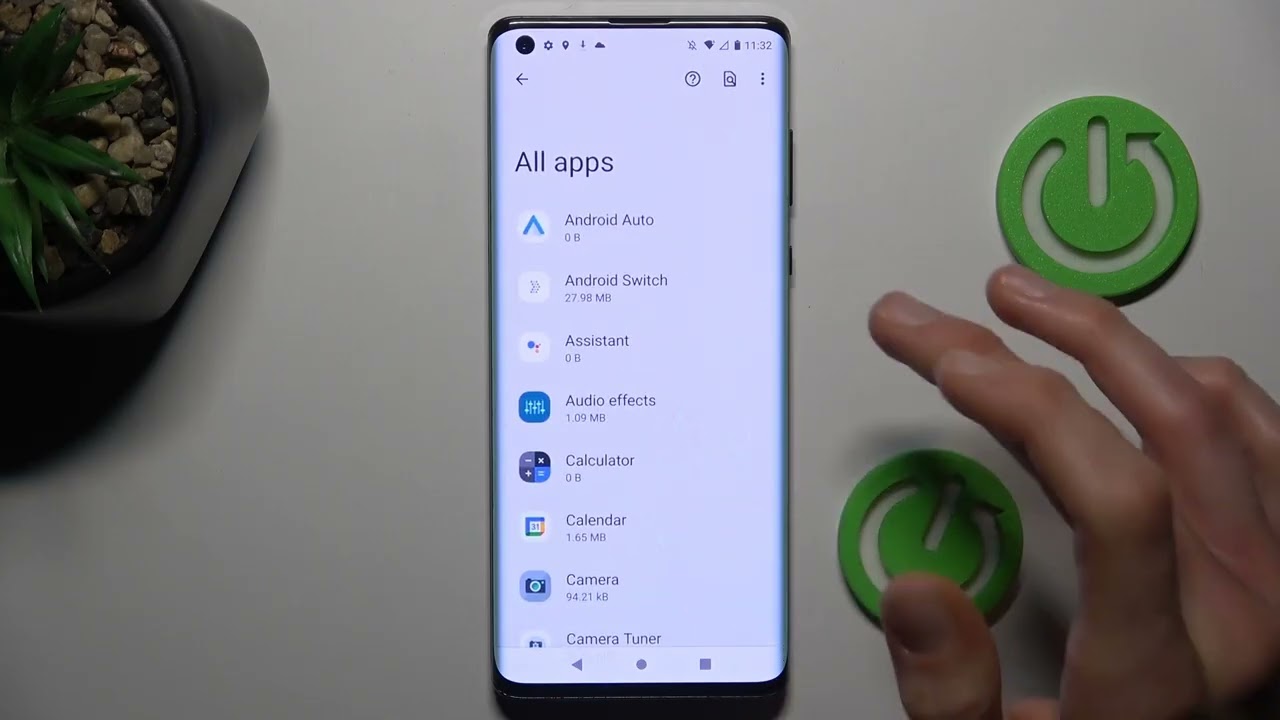 MOTOROLA Edge Plus 2022 – Come svuotare cache e dati app
