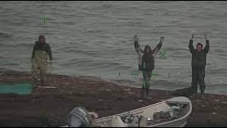 Alaska: Stranded Boaters Jump for Joy as They’re Rescued by Coast Guard