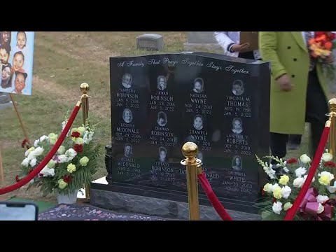 Headstone Honors 12
