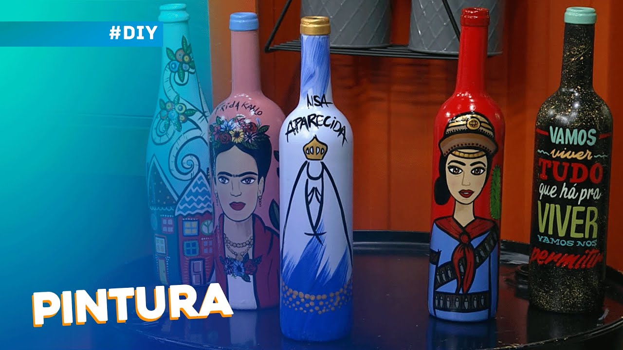 Pintura em garrafa por Amanda Figueiredo