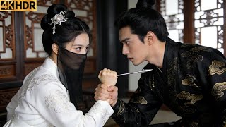 Terlahir kembali, aku malah menusuk pangeran yang salah. Sekarang, dia terus menempel bagai bayangan