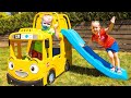 The Wheels on the Bus Nursery Rhyme Song + More songs!