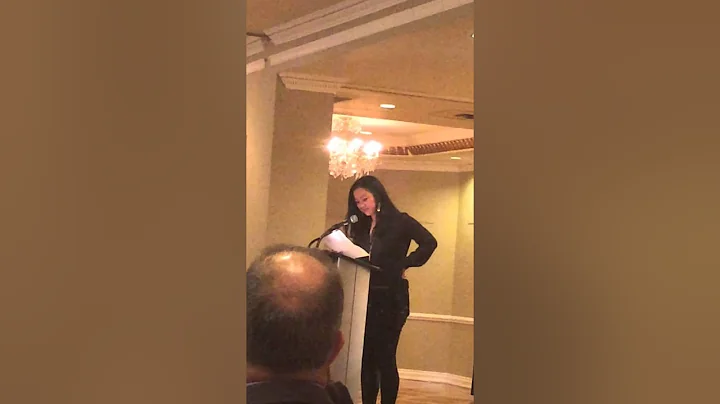 Del Rollo accepting the Celia Liu Award