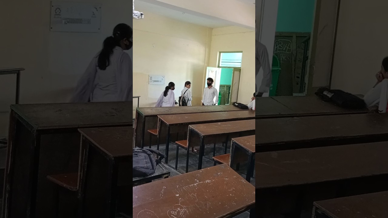 college enjoy with cute girls 😜🥰#gulimata #viral #college #youtube #enjoy #shorts