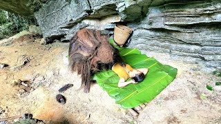 Build shelter and hide from bad guys in the forest | Lý Thị Mẩy Kun