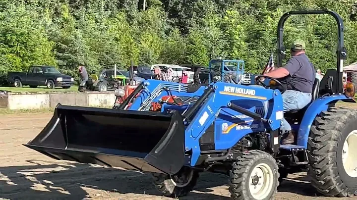 Modified Allis Chalmers Lawn Mower - PSATMA Tractor Pull Jun 2022