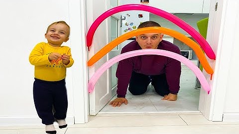 Learn colors with Balloons ! Kids and daddy have fun playtime with color song !