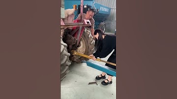 #Dung spreader# Tractor-drawn dung spreader can be used wet or dry#Popular thanks  spreading vehicle