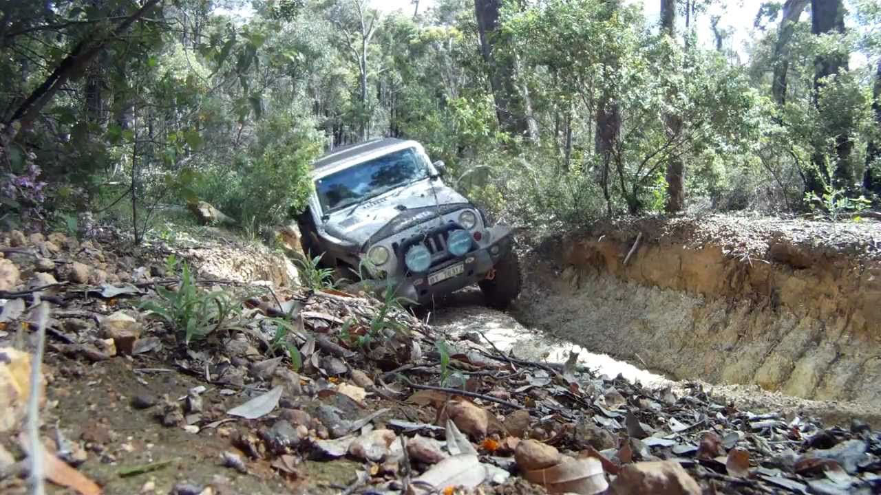 4wd Goat Road Collie - YouTube