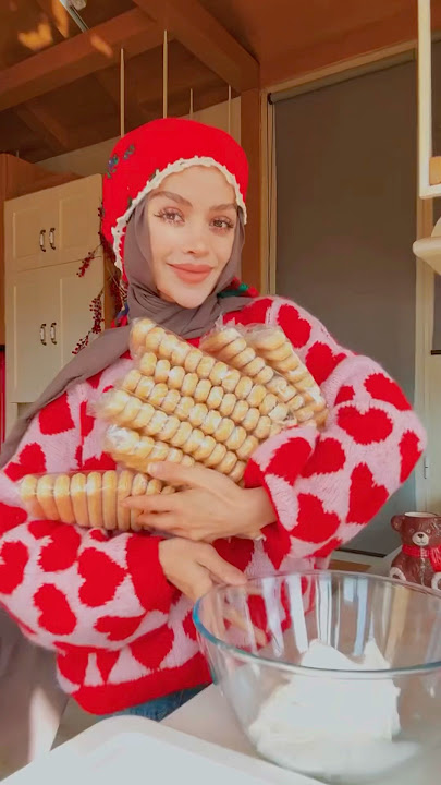 Download lagu I tried the most Christmassy dessert #recipe #cooking #shorts