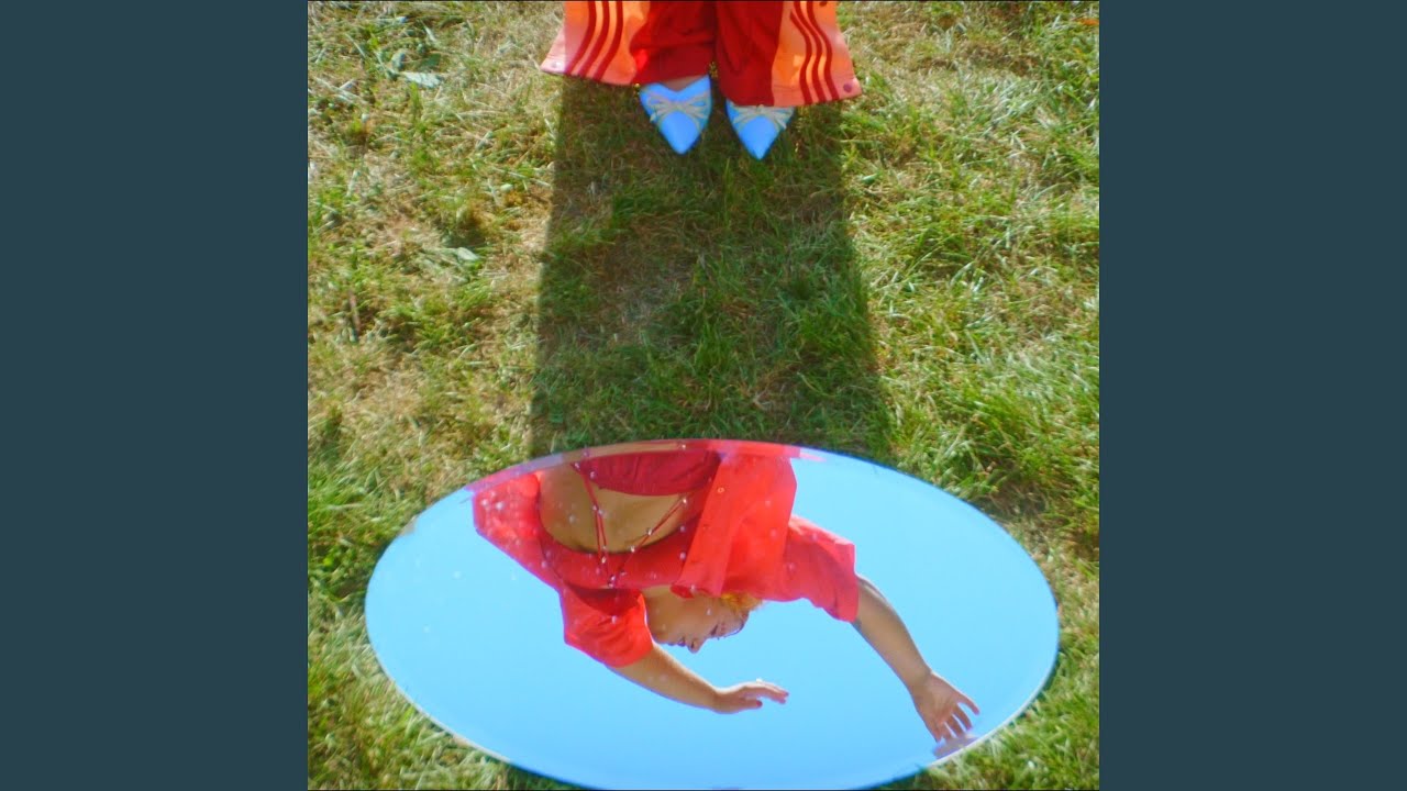 Guarda DONTWANNAGROWUP su YouTube Guarda DONTWANNAGROWUP su YouTube