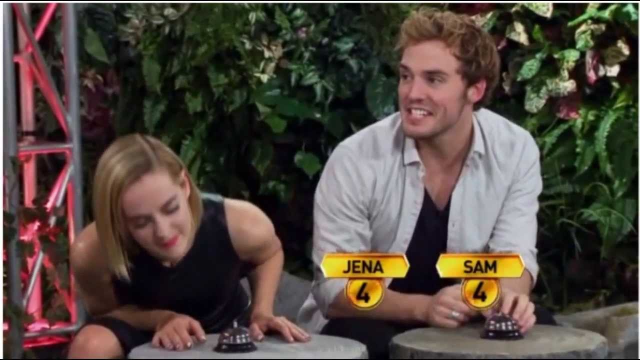 Catching Fire Tribute Interview With Jena Malone and Sam Claflin Part 2