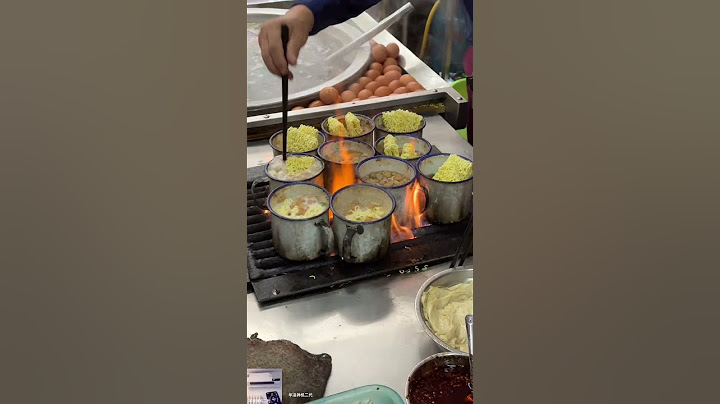 河南信阳特色茶缸方便面，11一碗，猛火快煮，还挺好吃的 #街边小吃 #早餐 #人间烟火 #华凌空调凌误差  @华凌官方旗舰店#路边摊美味