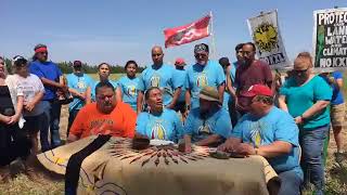 Tanderups return portion of land to Ponca Nation