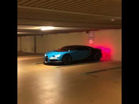 Bugatti Chiron - YouTube