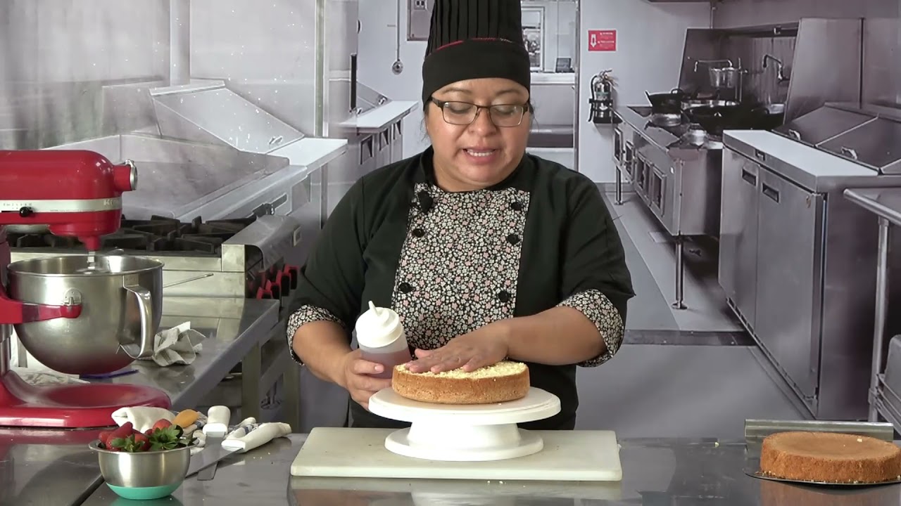 Pastel de Fresas con Crema l Chef Rosario Quezada l Colegio Galileo Galilei