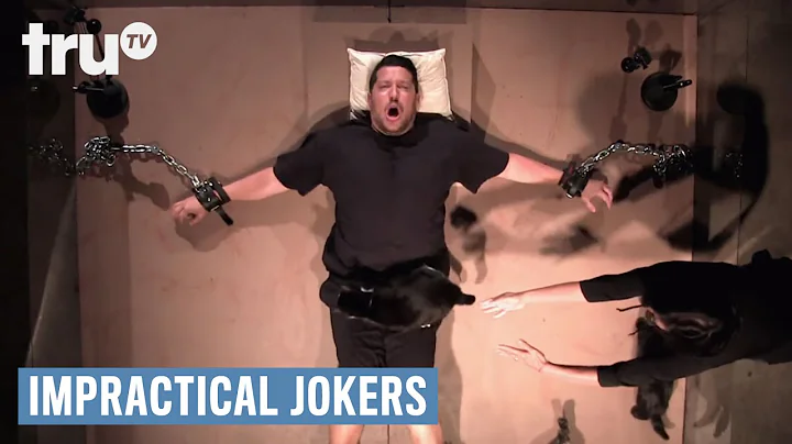 Impractical Jokers - Creepy Cat Attack (Punishment) | truTV - DayDayNews