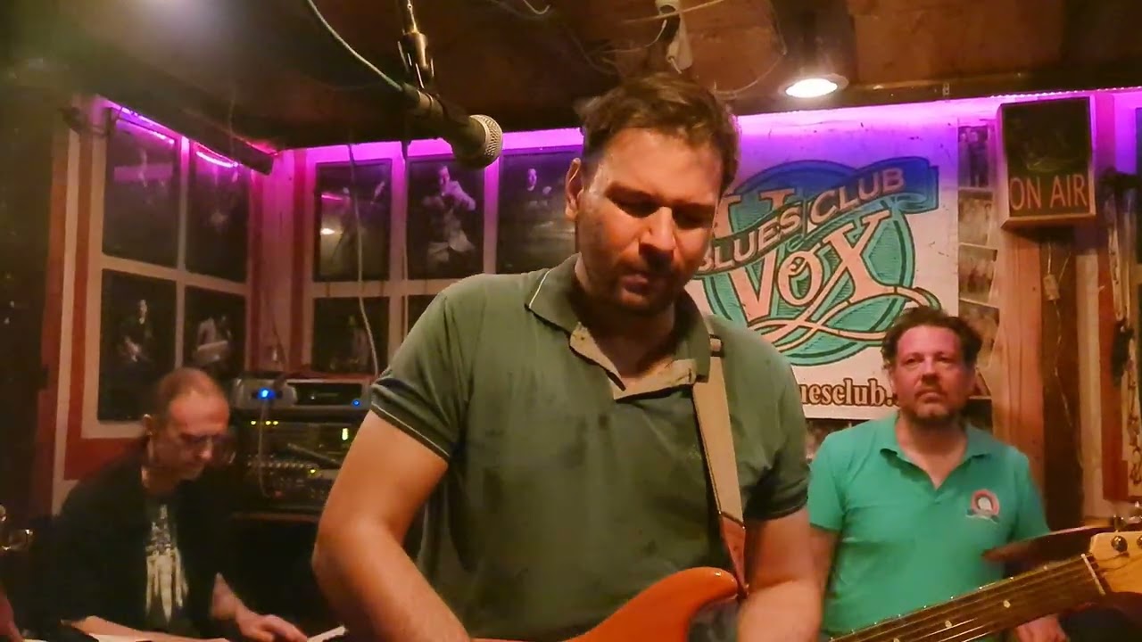 Moonshiners blues band - Cold shot(Stevie Ray Vaughn cover)