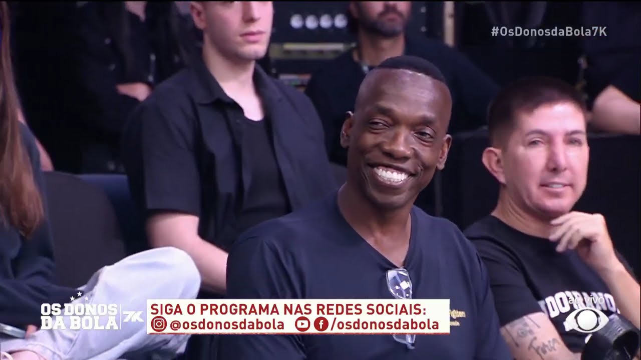 Craque Neto detona São Paulo, chama Crespo de incompetente e exalta Memphis Depay