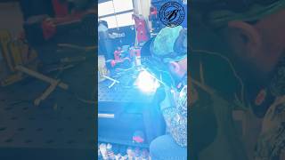 Welding a Rear Truss onto My Jeep Axle with the Fronius Fortis 270 🔥#shorts