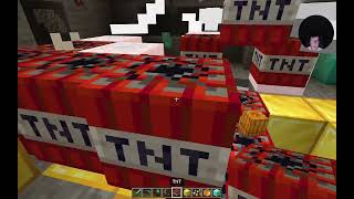 Minecraft oynuyorum evimi tnt lerle patlatım.