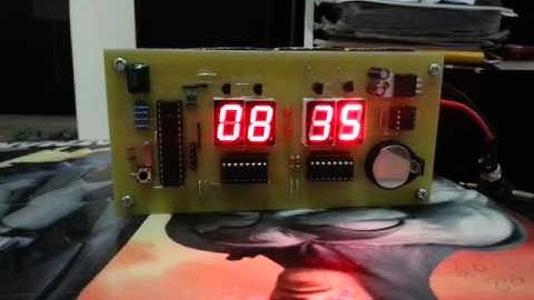 DIY clock with atmega8