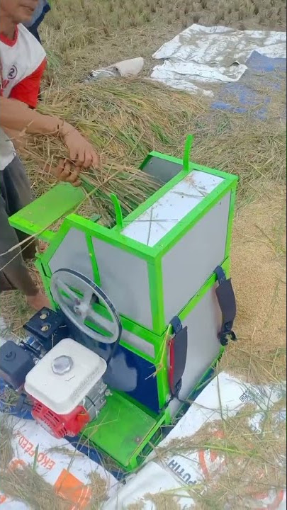 Mesin perontok padi ringan dibawa simple sehingga mudah digunakaj di area sempit