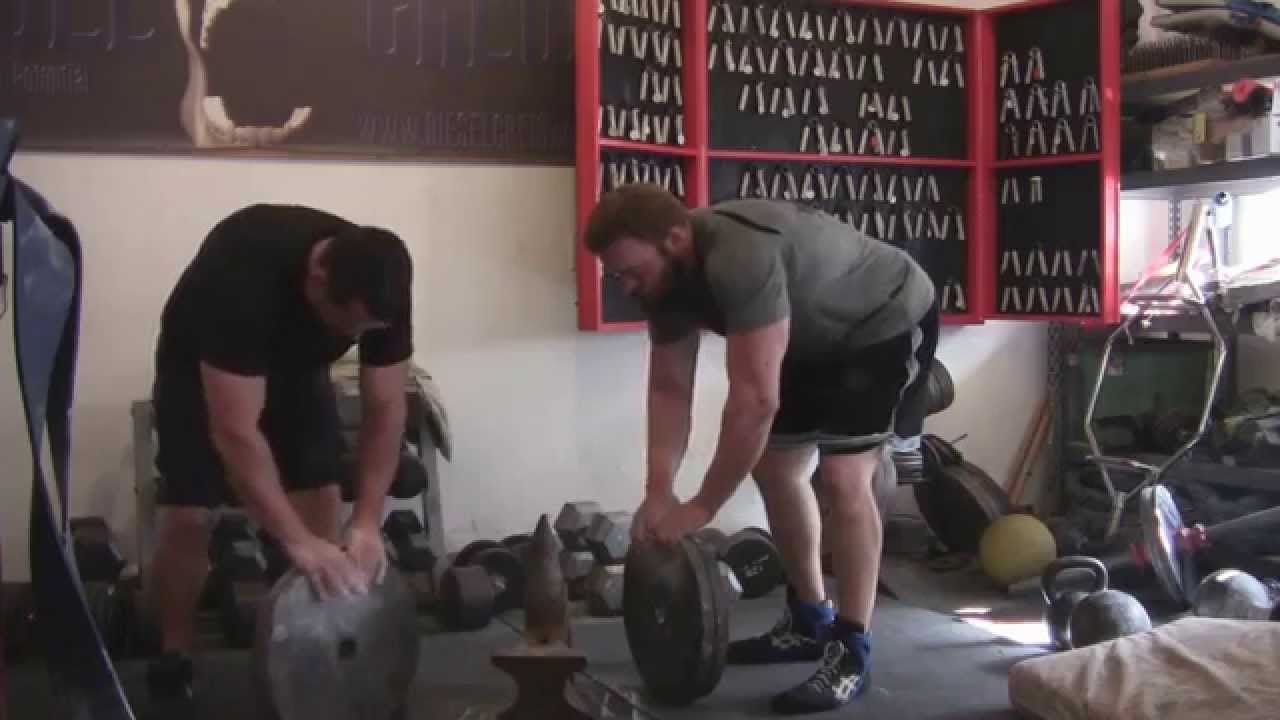 Grip Strength | Pinch Project - Pinching 2-50lb Plates - YouTube