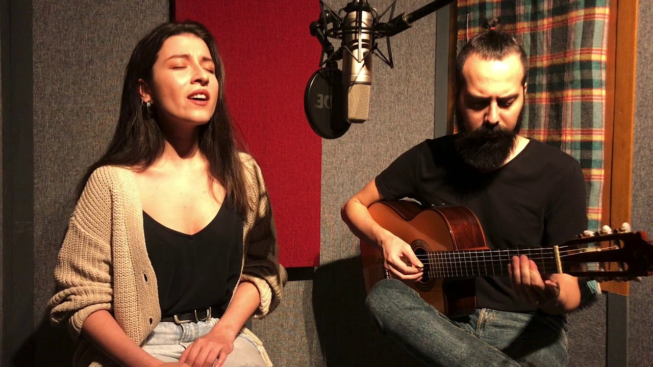 Özgün Uğur - İçimde Ölen Biri Var