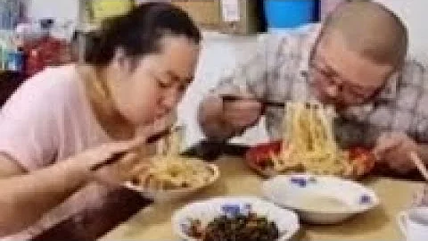 mukbang hakiki饭吧 车的事老婆说了算#凡尔赛式退货#拒绝浪费光盘行动 #幸福的一家人 #家庭趣事的事老婆说了算#凡尔赛式退货#拒绝浪费光盘行动 #幸福的一家人 #家庭趣事 - 天天要闻