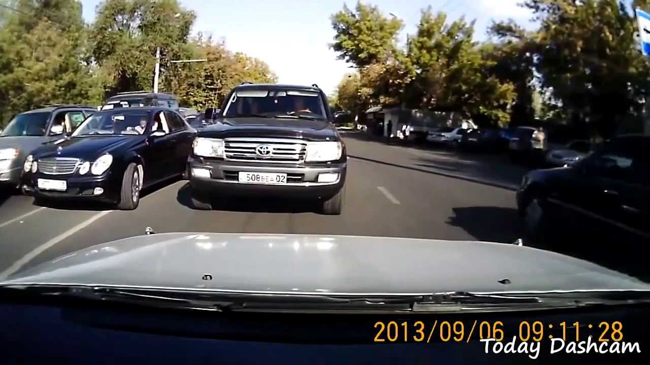Today DashCam   Russian Car Crash Compilation 01 08 September 2013