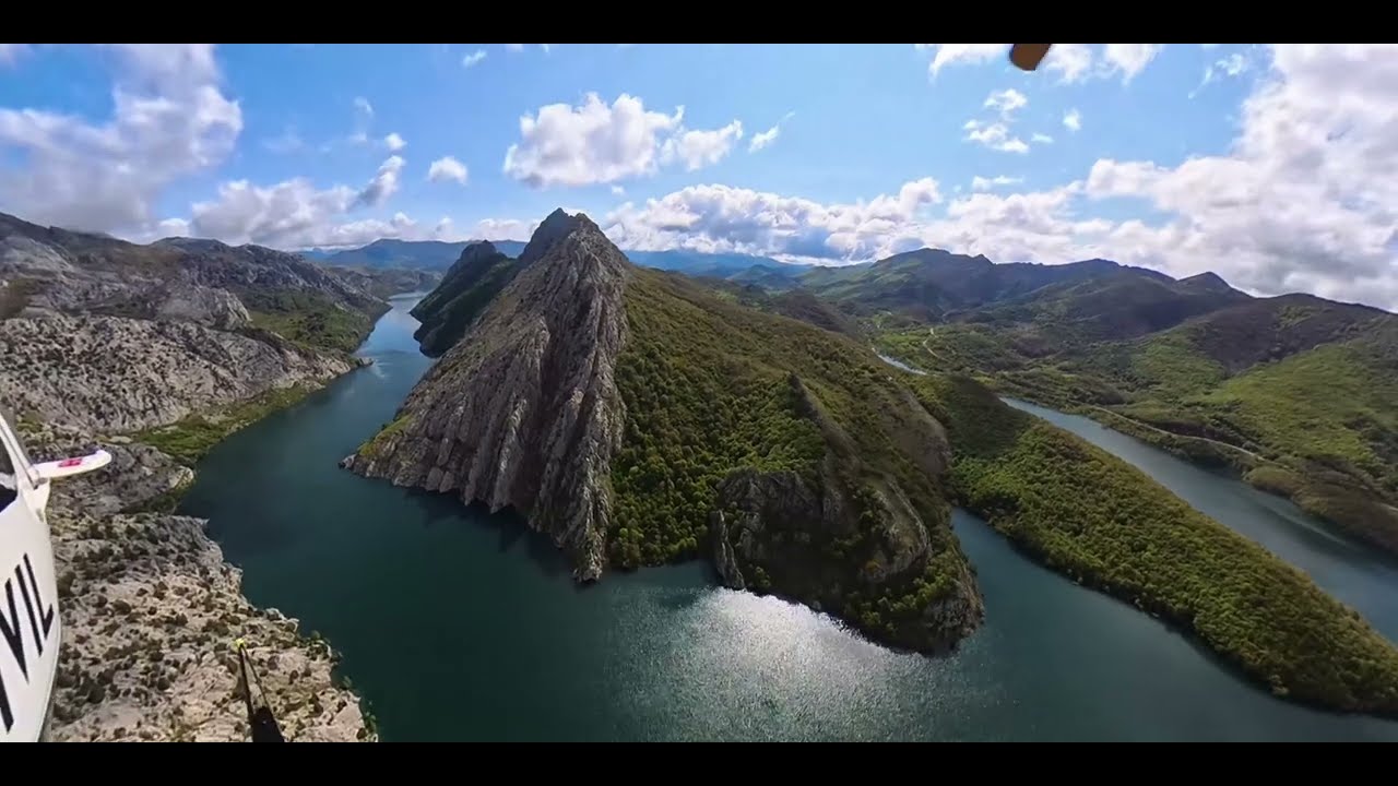 Pantano de Riaño desde el aire