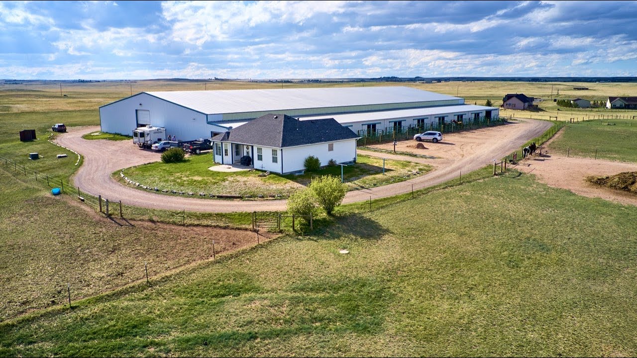 2515 Ropers Ln Cheyenne WY Residential and Commercial Horse Property
