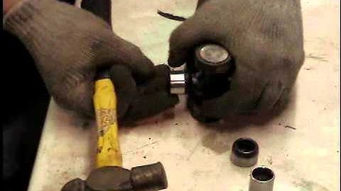 Universal joint replacement with a hammer, Jeep Wrangler TJ, DIY, How To