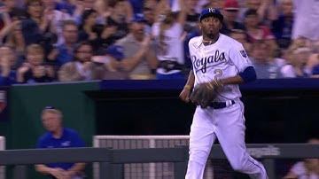 LAA@KC: Escobar robs Maybin with a backhanded play