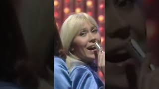 On this day in 1976, ABBA’s performance of ‘Mamma Mia’ for BBC TV’s “Top Of The Pops” aired.