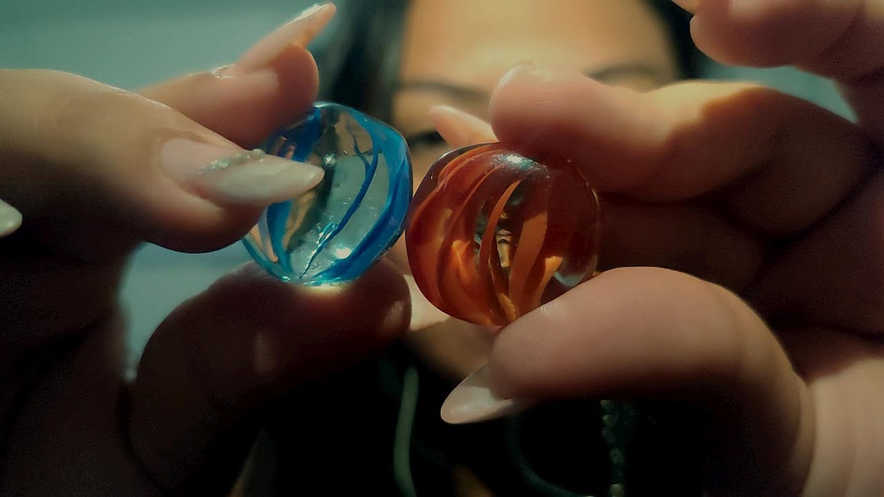 ASMR TE FAZENDO DORMIR COM OBJETOS