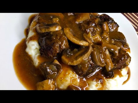 Video: Delicious Meatballs With Gravy - A Step By Step Recipe With A Photo