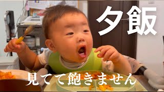 【天神】オムライスを食べる様子ですお母さんのも食べちゃう