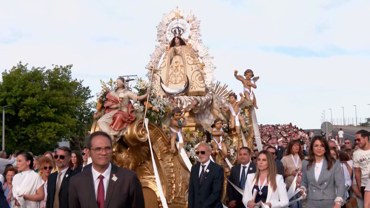 La tradicional Bajada de la Virgen de Getafe