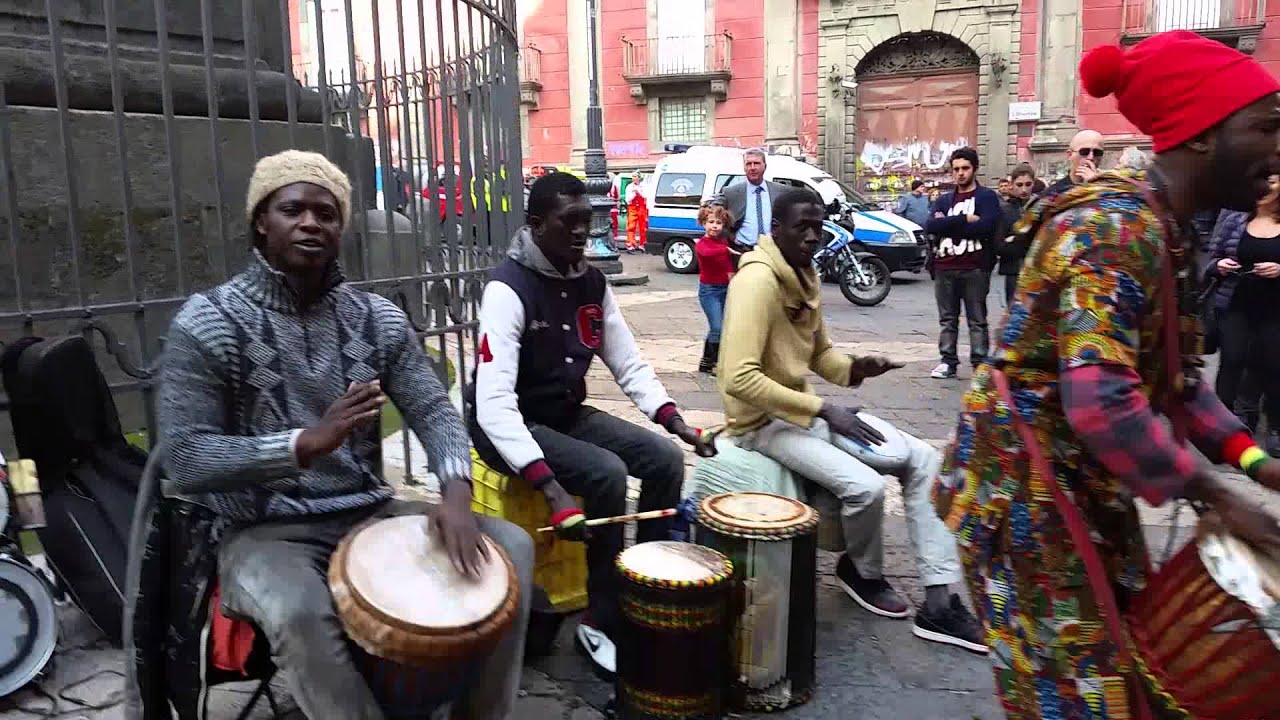 Napoli Senegal rhythm Senegalesi percussioni drums percussions Live from Napoli ritmo afro