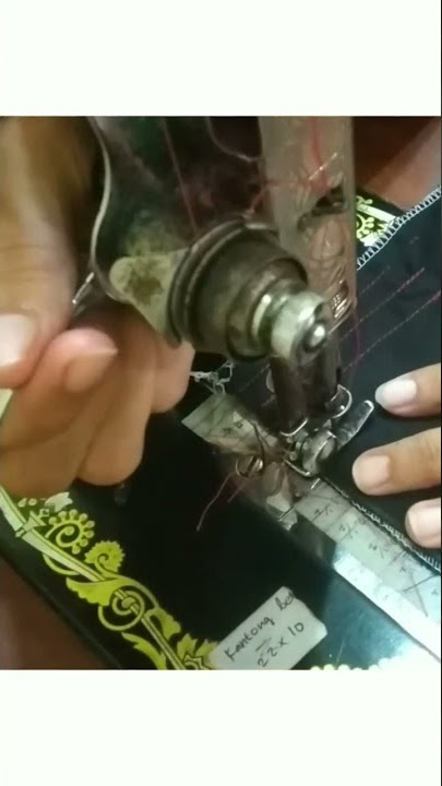 sudah lama pakai, baru tahu caranya😶 || mengunci jahitan dengan mesin jahit hitam #tutorial #shorts