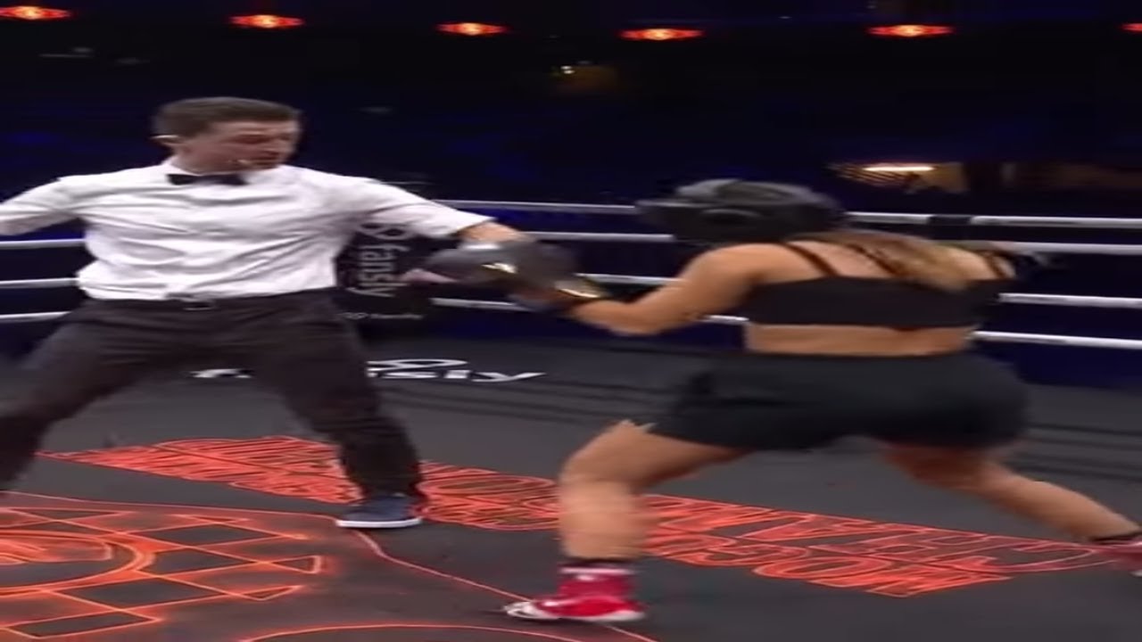 Beautiful ladies chess Boxing! Yes Boxing! Andrea Botez vs Dina Belenkaya 