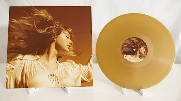 Taylor Swift - Fearless (Taylor's Version) Vinyl Unboxing