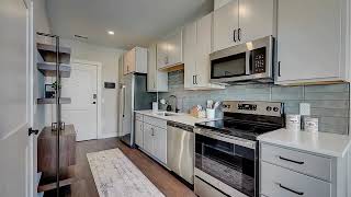 Midpoint East & Midpoint West at GVX | Grandview Crossing Apartments in Columbus, OH