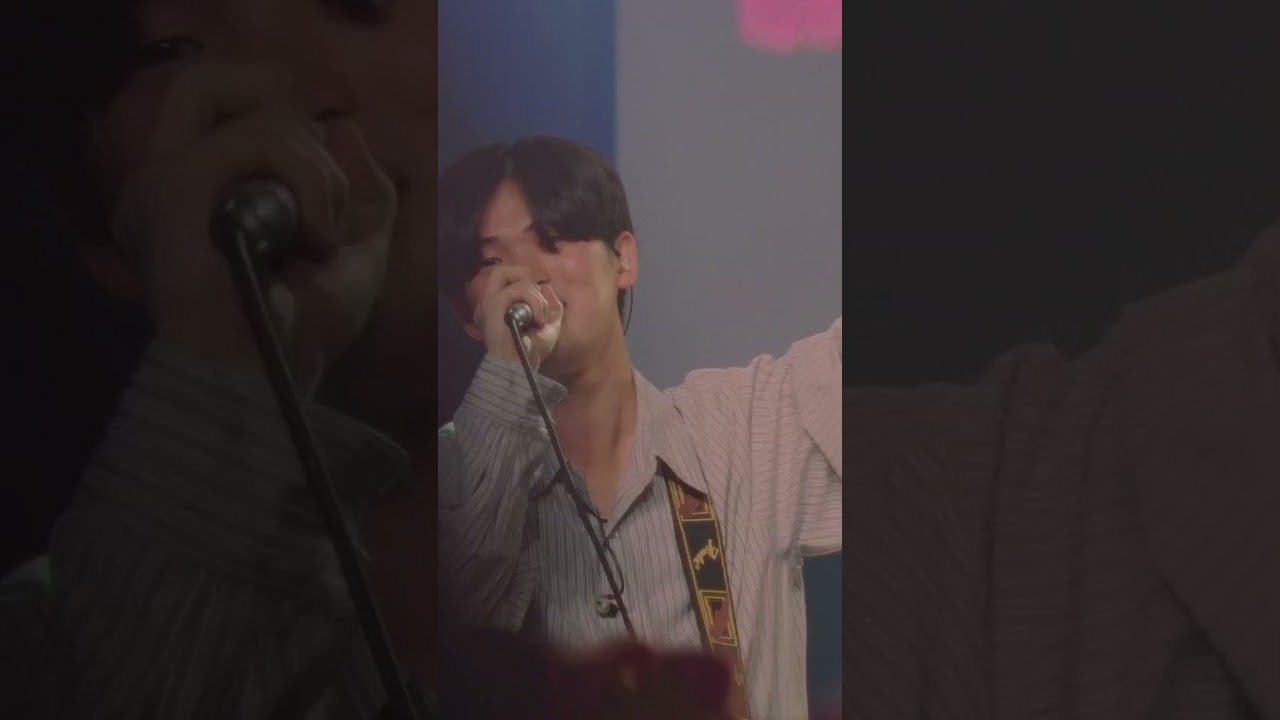 "あなたの憂鬱を吹き飛ばす" 4人組ロックバンド「PURPLE BUBBLE」です。