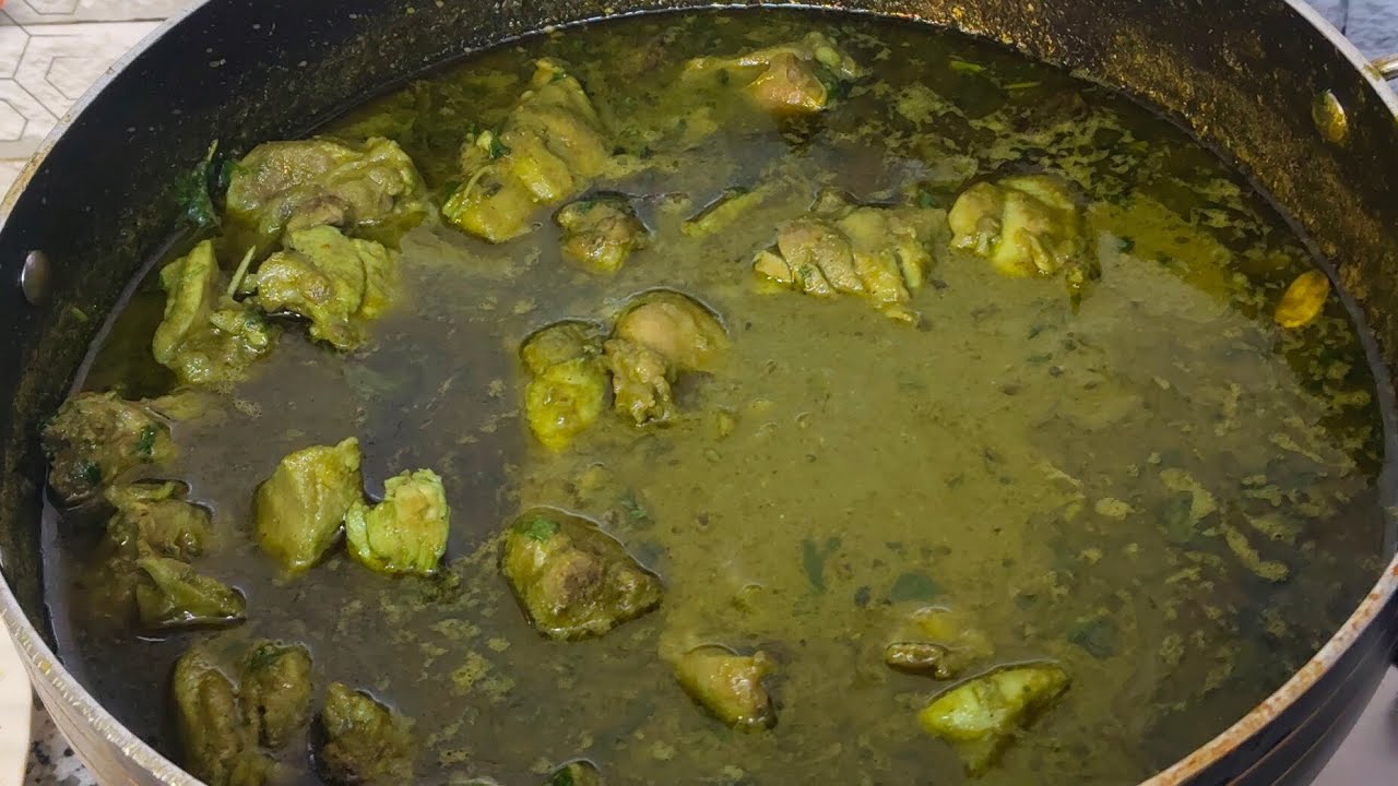 Hyderabadi style Green chicken gravy 🍲| हैदराबादी शैली की आसान ग्रेवी | #gravy 