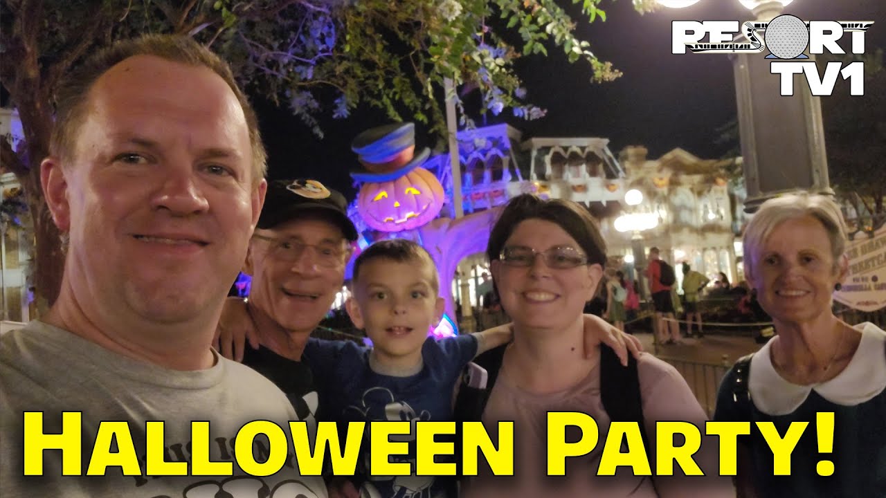 Mickey's Not So Scary Halloween Party Family Vlog 2022 - Walt Disney World
