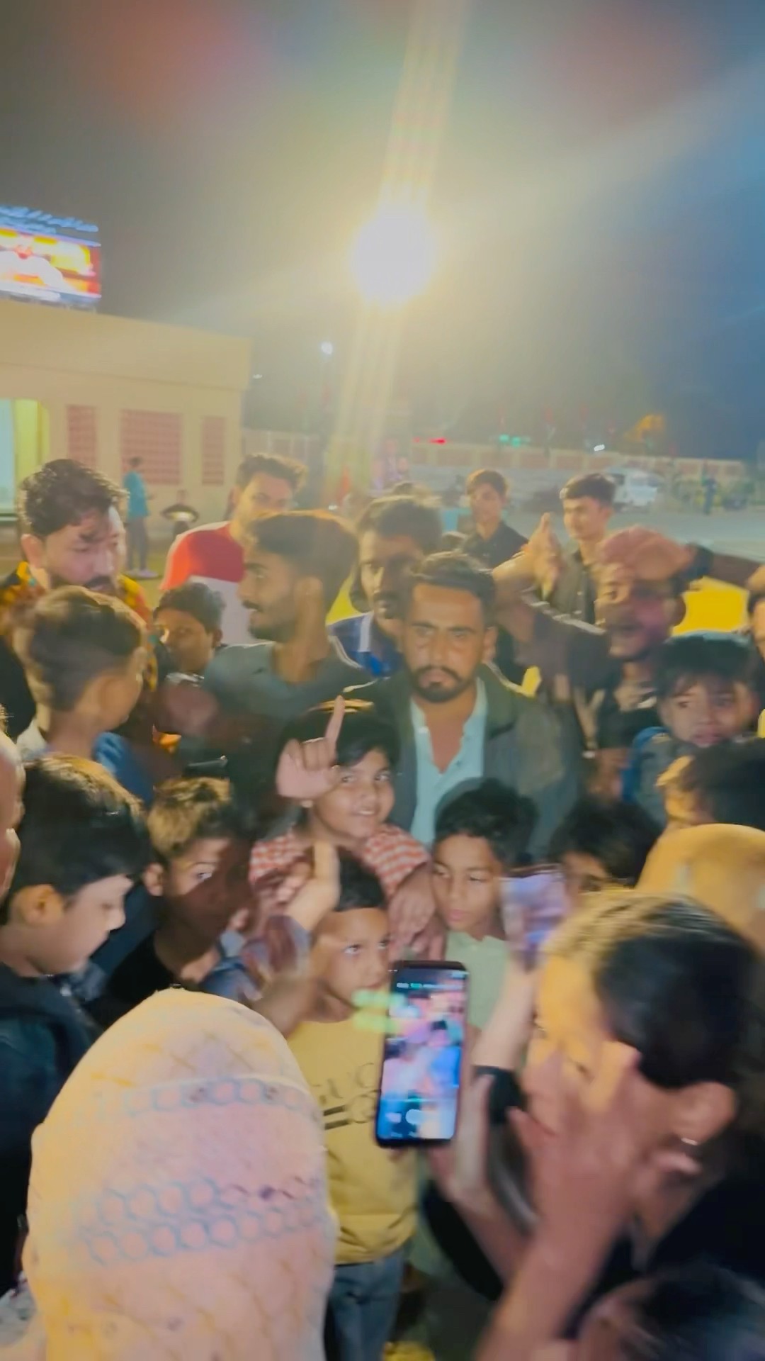 Mjhy badalni hy duniya || #viralvideo #trending #foryou #fortoupage