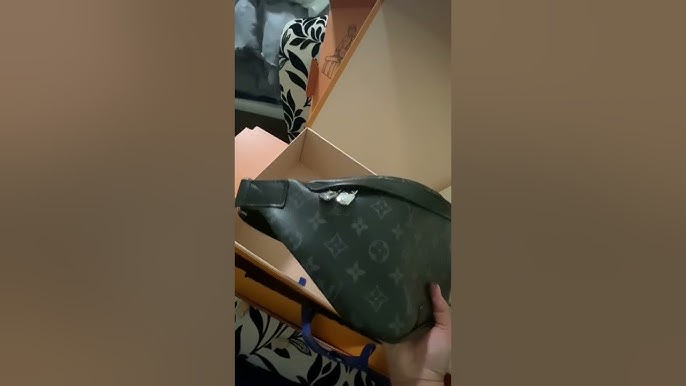 Louis Vuitton GALAXY Discovery Bumbag Review & Try On (Monogram Multicolor  - Virgil Abloh - Rare) 